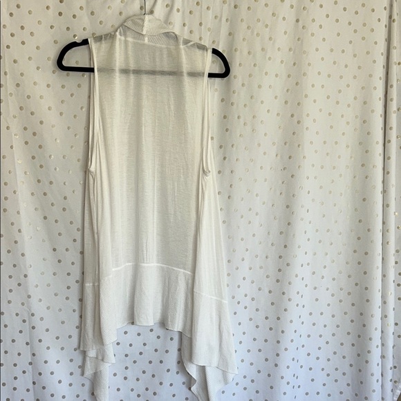 Converse White Sleeveless Drape Top - Picture 3 of 11